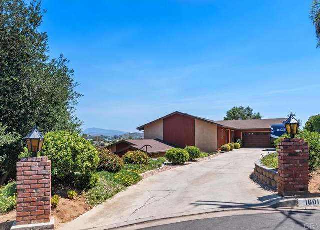 Property at 1601 Donalor Dr, Escondido, CA 92027, 3 beds, 2 baths