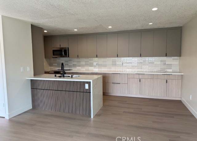 Property at 2501 W sunflower Unit F12, Santa Ana, CA 92704, 2 beds, 2 baths