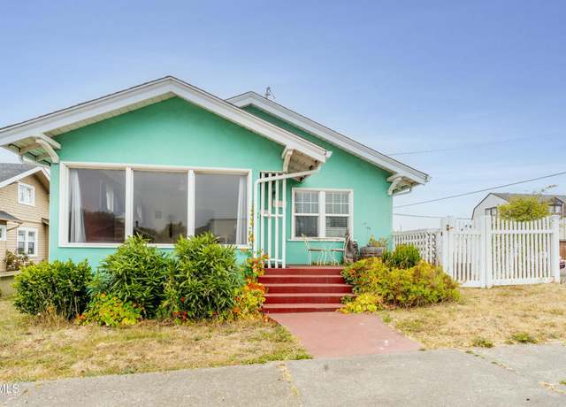 Property at 102 N Whipple St, Fort Bragg, CA 95437, 2 beds, 1 bath