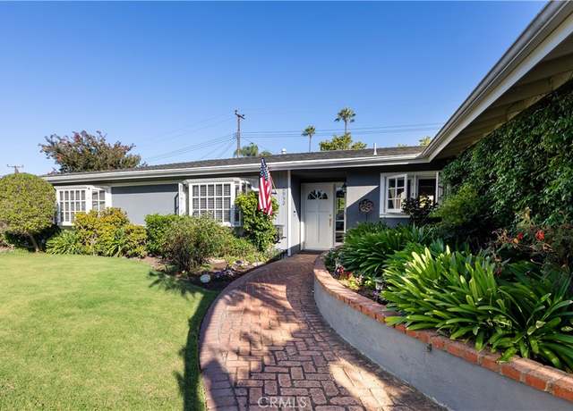 Property at 2952 Pemba Dr, Costa Mesa, CA 92626, 3 beds, 2 baths