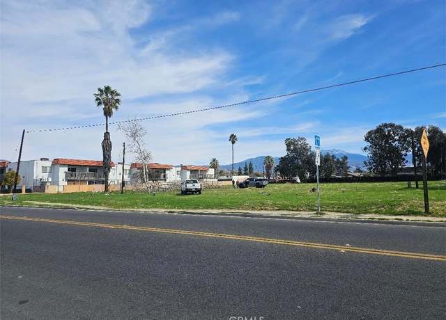 Property at 160 S San Jacinto St, Hemet, CA 92543