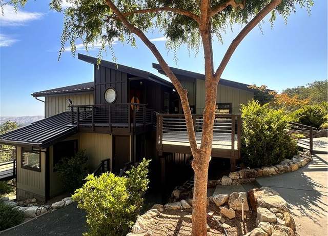 Property at 10500 San Marcos Rd, Atascadero, CA 93422, 2 beds, 2.5 baths