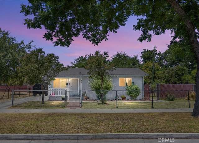 Property at 419 P St, Merced, CA 95341, 4 beds, 2 baths