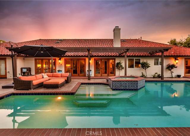 Property at 707 S Live Oak Park Rd, Fallbrook, CA 92028, 4 beds, 4 baths