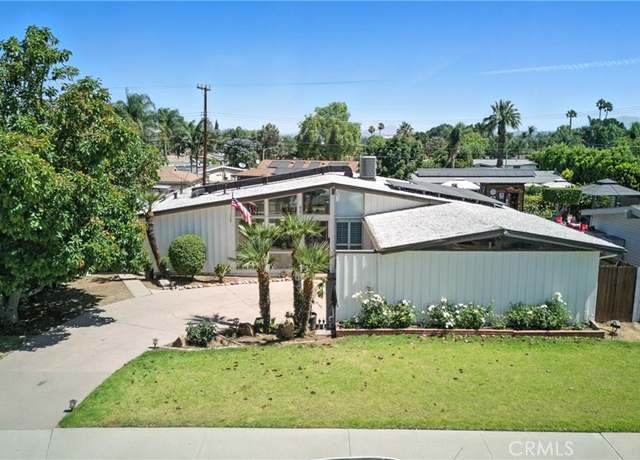 Property at 951 W Olive St, Corona, CA 92882, 3 beds, 2 baths
