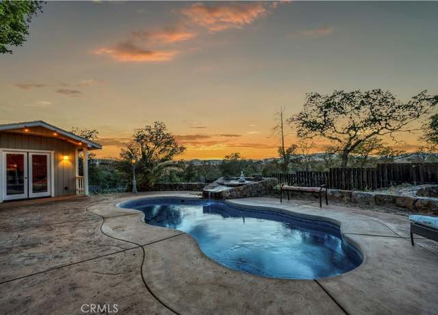 Property at 21126 Yankee Valley Rd, Hidden Valley Lake, CA 95467, 4 beds, 5 baths