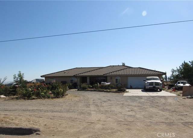 Property at 9951 Arrowhead Rd, Phelan, CA 92371, 4 beds, 3 baths