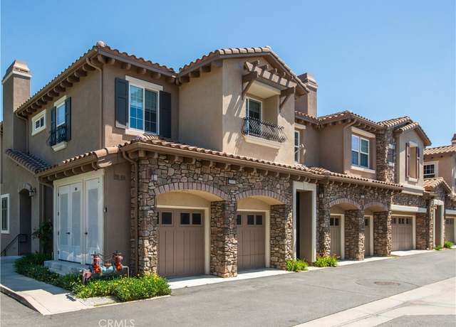 Property at 21953 Bella Vista Pl, Chatsworth, CA 91311, 4 beds, 5 baths