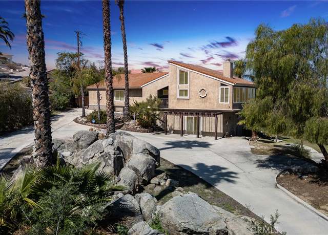 Property at 27485 Pachea Trl, Hemet, CA 92544, 4 beds, 2.5 baths
