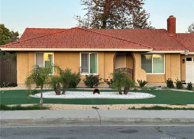 Property at 961 S Vine Ave, Bloomington, CA 92316, 3 beds, 2 baths