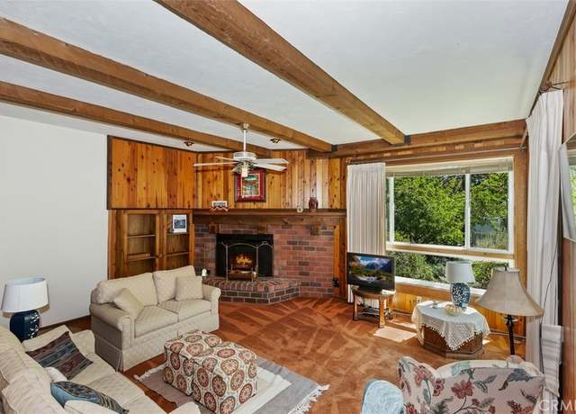 Property at 5276 Orchard Dr, Wrightwood, CA 92397, 3 beds, 2.5 baths
