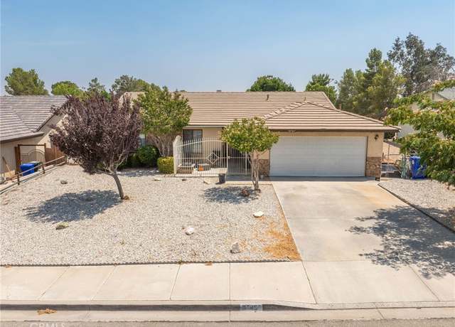 Property at 13745 Bel Air Dr, Victorville, CA 92395, 3 beds, 2 baths