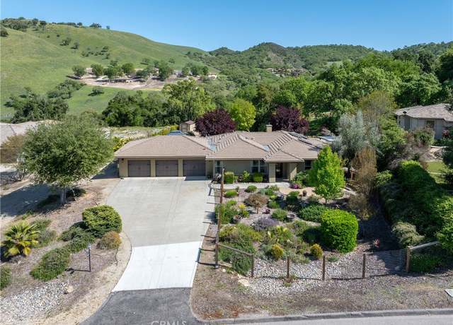 Property at 9885 Bluegill Dr, Paso Robles, CA 93446, 3 beds, 2 baths