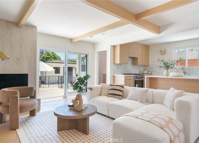 Property at 5250 Lemona Ave, Sherman Oaks, CA 91411, 4 beds, 3 baths