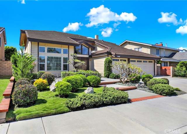 Property at 8452 Deepview Dr, Huntington Beach, CA 92646, 5 beds, 3.5 baths