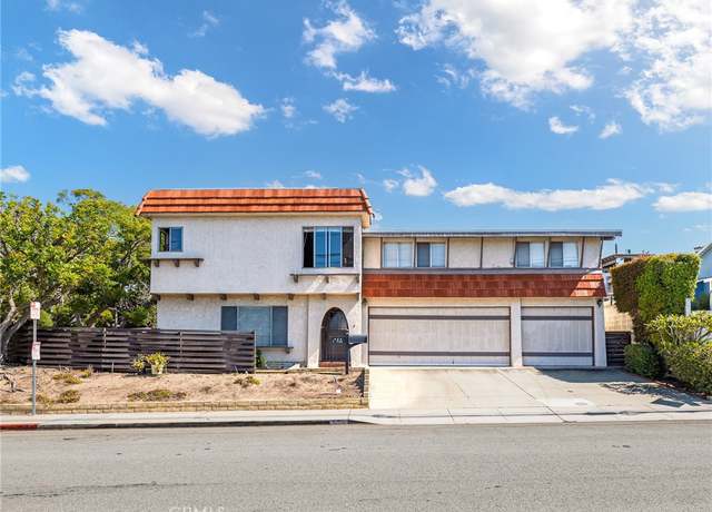 Property at 403 E Pine Ave, El Segundo, CA 90245, 5 beds, 3 baths
