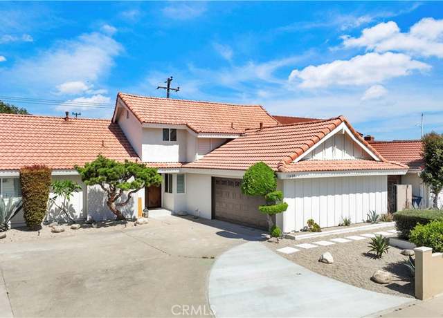 Property at 17698 Locust St, Fountain Valley, CA 92708, 7 beds, 6 baths