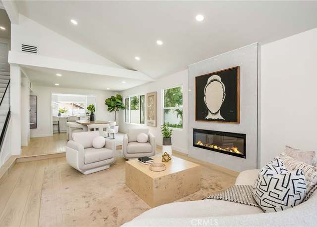 Property at 3195 Chadney Dr, Glendale, CA 91206, 4 beds, 3 baths