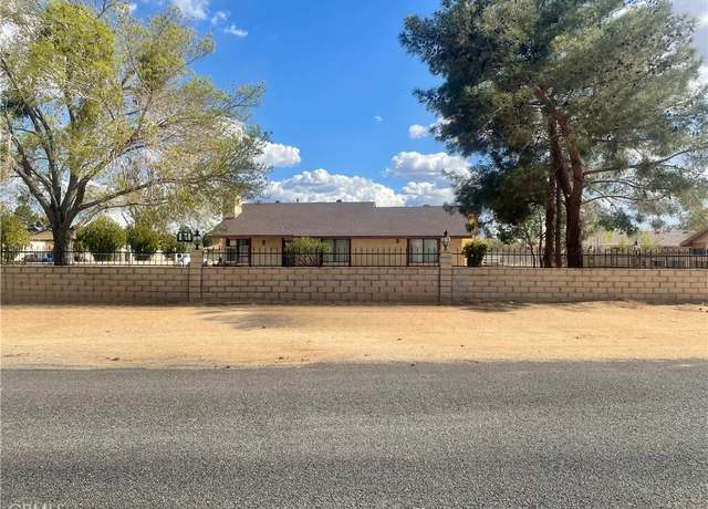 Property at 18891 Shoshonee Rd, Apple Valley, CA 92307, 3 beds, 2 baths