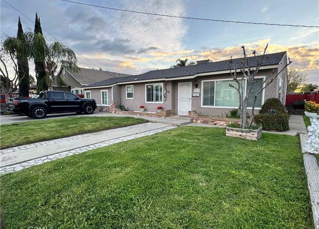 Property at 2203 6th St, Ceres, CA 95307, 3 beds, 1 bath