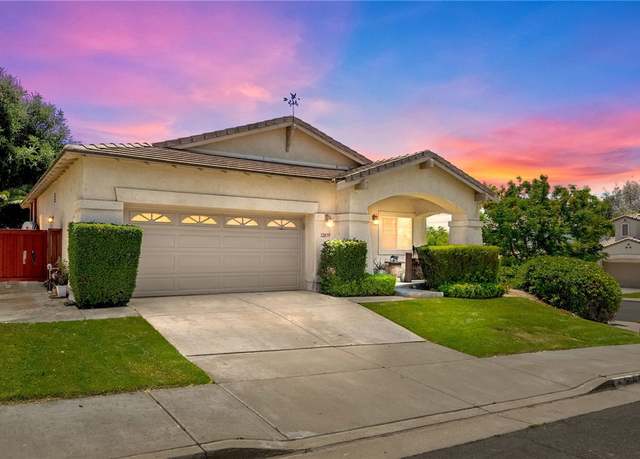 Property at 32839 Charmes Ct, Temecula, CA 92592, 3 beds, 2 baths