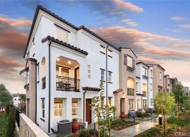 Property at 2209 W Orange #16, Anaheim, CA 92804, 3 beds, 3.5 baths