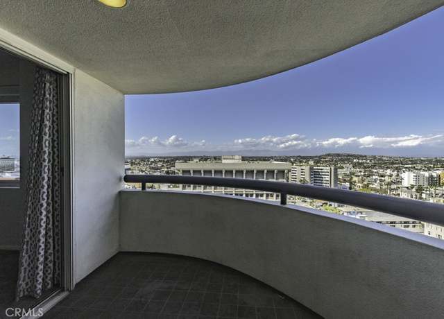 Property at 525 E Seaside Way #1801, Long Beach, CA 90802, 1 bed, 1 bath