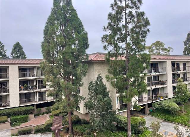 Property at 13601 Del Monte Dr #75, Seal Beach, CA 90740, 2 beds, 2 baths