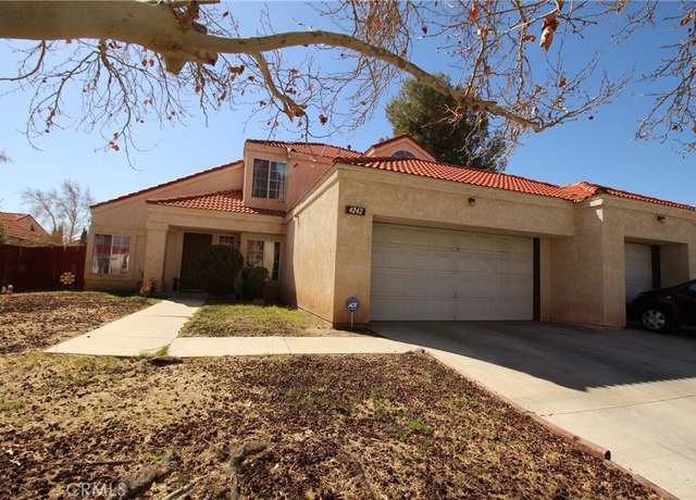 Property at 4242 Trenton Ave, Palmdale, CA 93552, 4 beds, 3 baths