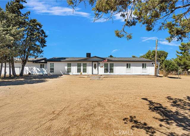 Property at 8672 Nielson Rd, Phelan, CA 92371, 4 beds, 3 baths