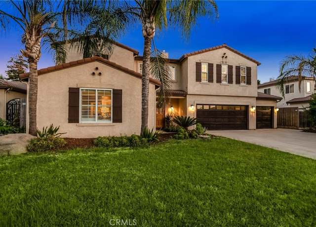 Property at 5919 W Whitley Ave, Visalia, CA 93291, 5 beds, 3 baths