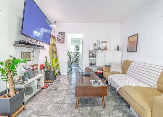 Property at 335 Cedar Ave #410, Long Beach, CA 90802, 1 bed, 1 bath