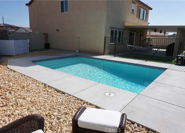 Property at 1322 Division Ct, Hemet, CA 92543, 5 beds, 3 baths