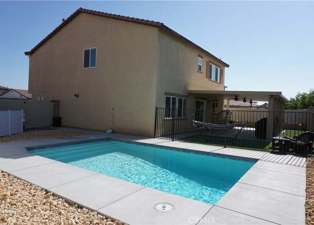 Property at 1322 Division Ct, Hemet, CA 92543, 5 beds, 3 baths