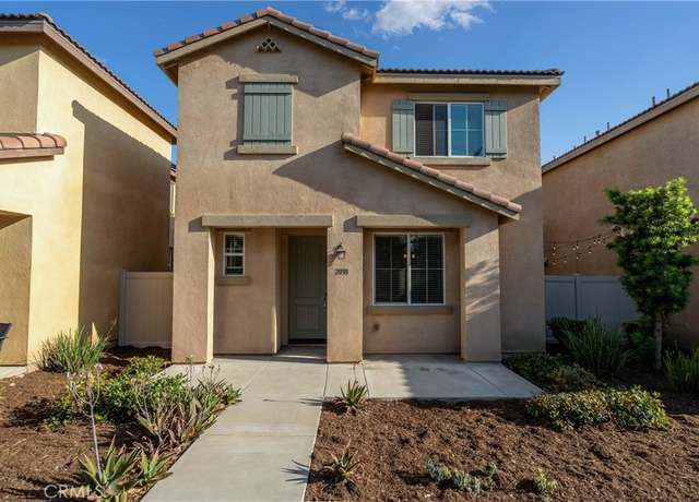 Property at 2038 Mesquite Ln, Colton, CA 92324, 3 beds, 2.5 baths