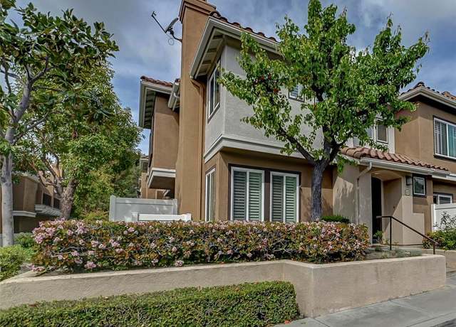 Property at 172 Valley Vw, Mission Viejo, CA 92692, 2 beds, 2.5 baths