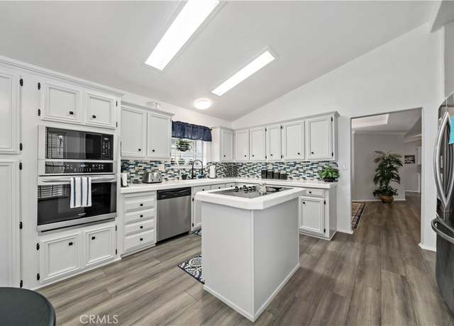 Property at 1444 Saint Croix Dr, Hemet, CA 92543, 3 beds, 2 baths