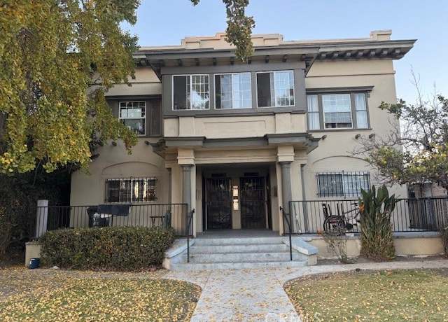 Property at 1849 W Martin Luther King Jr Blvd, Los Angeles, CA 90062, 6 beds, 4 baths