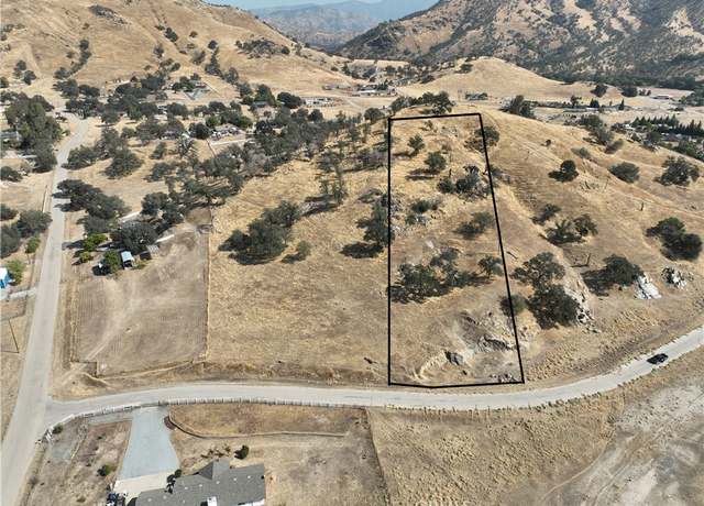 Property at 6698 Gaston Dr, Sanger, CA 93657