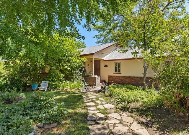 Property at 297 Connors Ave, Chico, CA 95926, 3 beds, 2 baths