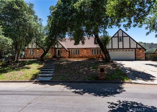 Property at 37095 Oak View Rd, Yucaipa, CA 92399, 4 beds, 3 baths