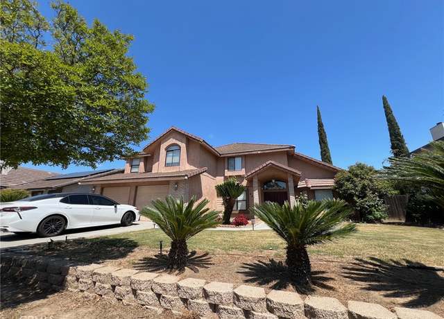 Property at 867 E Northridge Dr, Dinuba, CA 93618, 4 beds, 3 baths