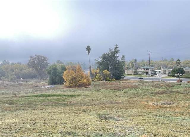 Property at 32580 Clinton Keith Rd, Murrieta, CA 92562