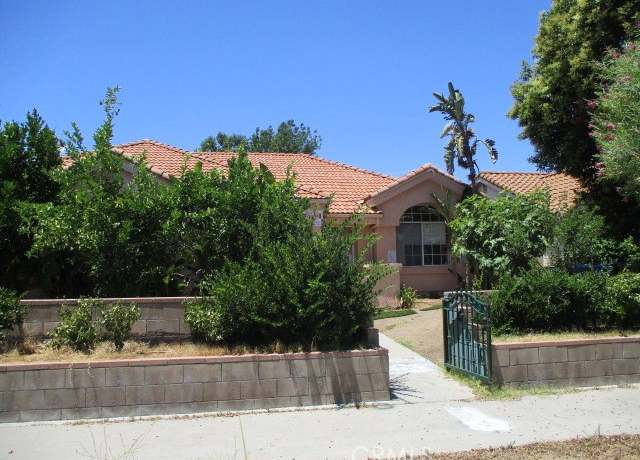 Property at 6243 Fallbrook Ave, Woodland Hills, CA 91367, 4 beds, 3 baths