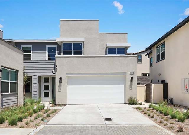 Property at 15842 Caterpillar Dr, Fontana, CA 92336, 4 beds, 3 baths