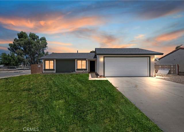Property at 2294 Daisy Way, Hemet, CA 92545, 3 beds, 2 baths