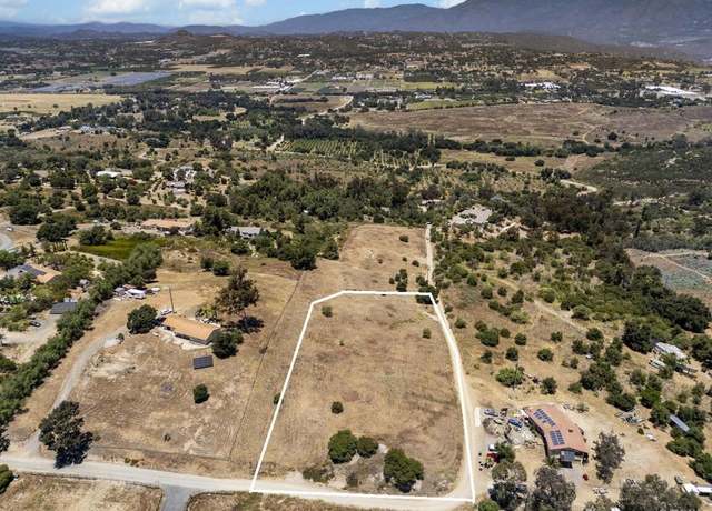 Property at 15642 Mathew Rd, Valley Center, CA 92082