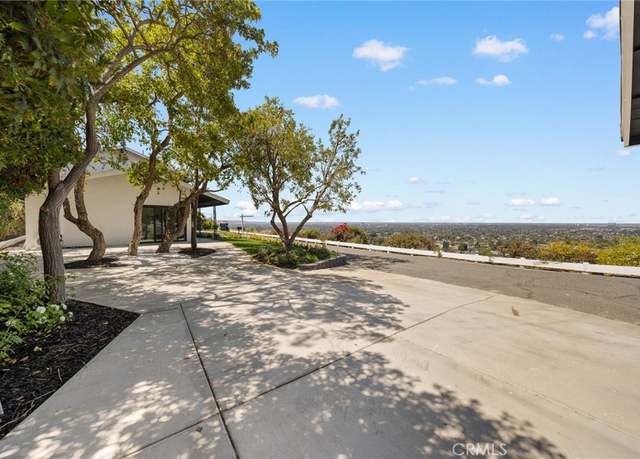 Property at 12284 Circula Panorama, Santa Ana, CA 92705, 4 beds, 3 baths