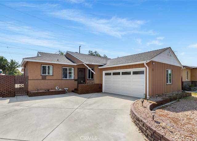 Property at 15518 Carfax Ave, Bellflower, CA 90706, 3 beds, 1.5 baths