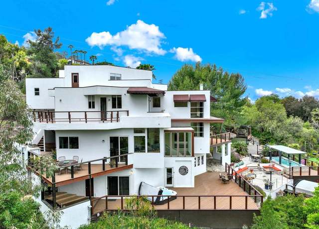 Property at 1710 Via Allondra, San Marcos, CA 92078, 4 beds, 4.5 baths